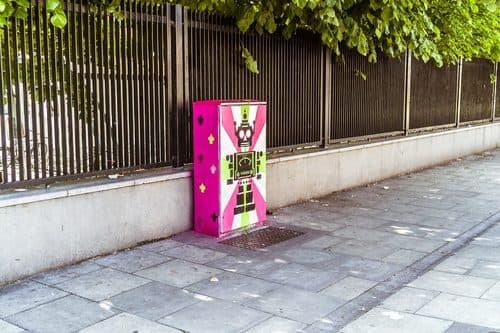 "Bolt On" The Robot - Street Art On Bolton Street (Anna Doran) (7334852754) — Street Art